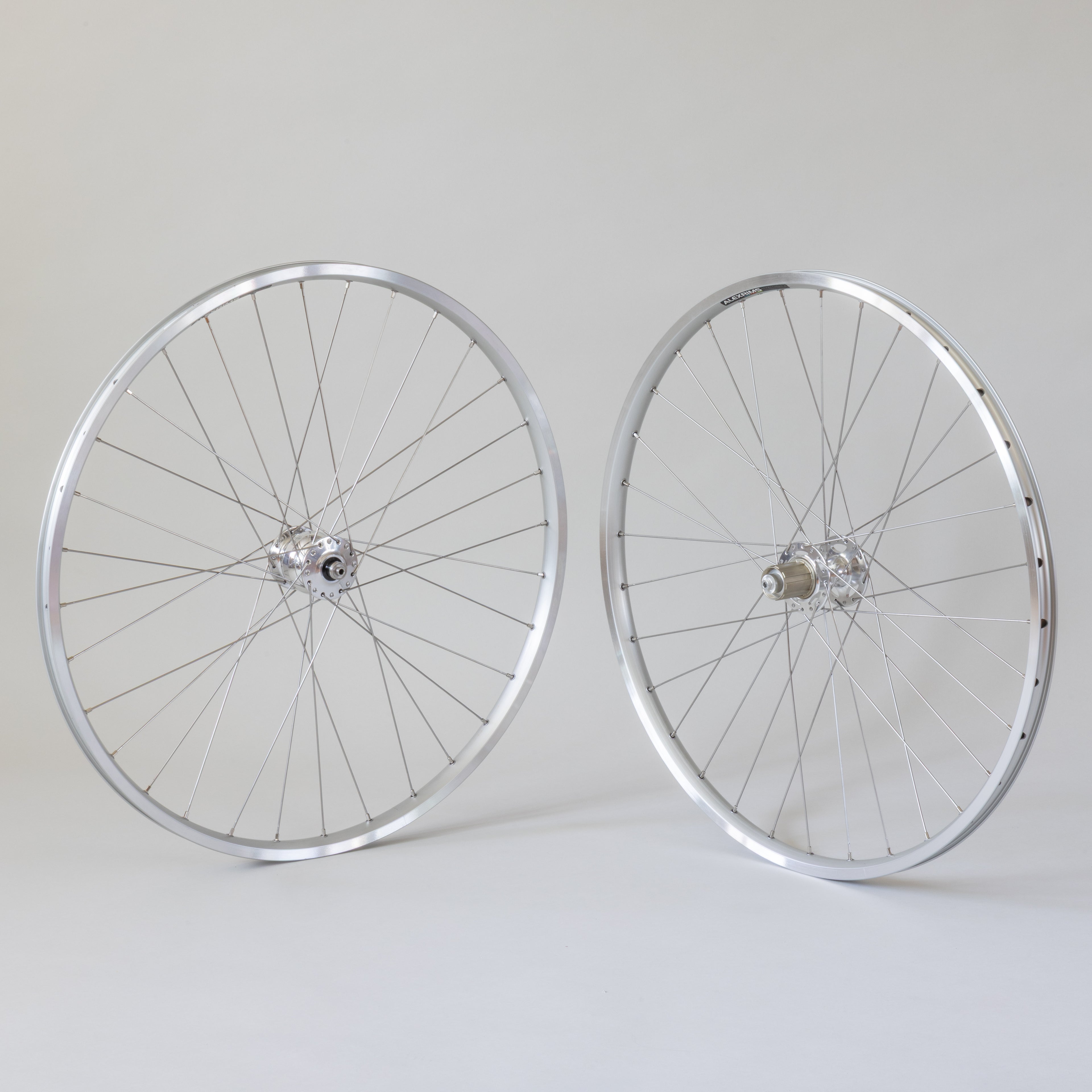 Rim brake wheelset, 584 / 650B / 27,5", SON dynamo, Halo, Alex, Sapim Race